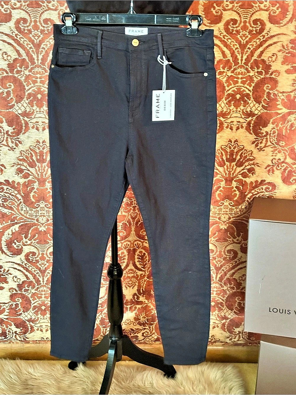 FRAME Ali High Rise Cigarette Jeans in Black Waist 31